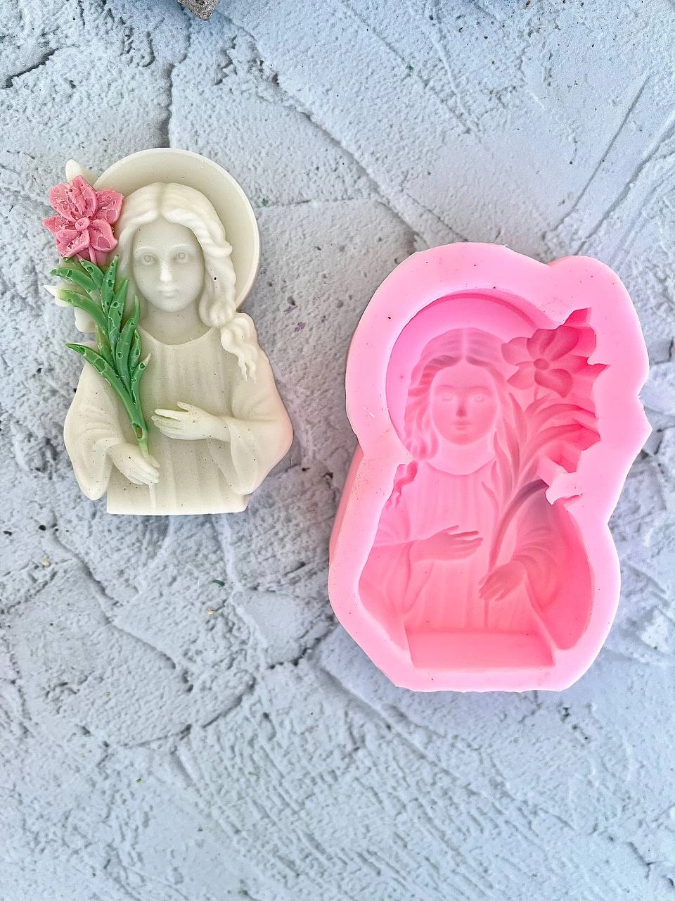 figurative silicone mold