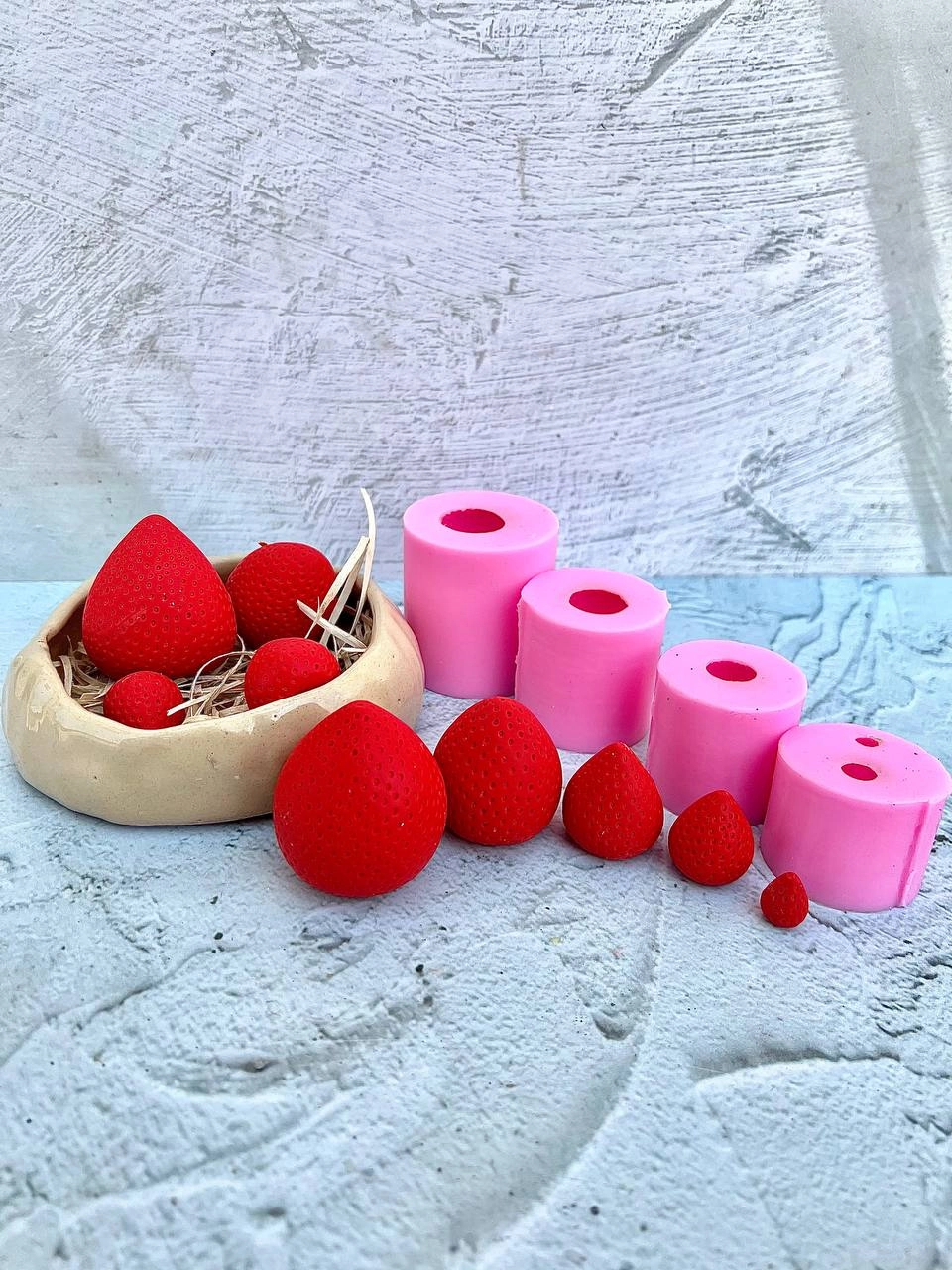 قالب سیلیکونی توت فرنگی سه بعدی