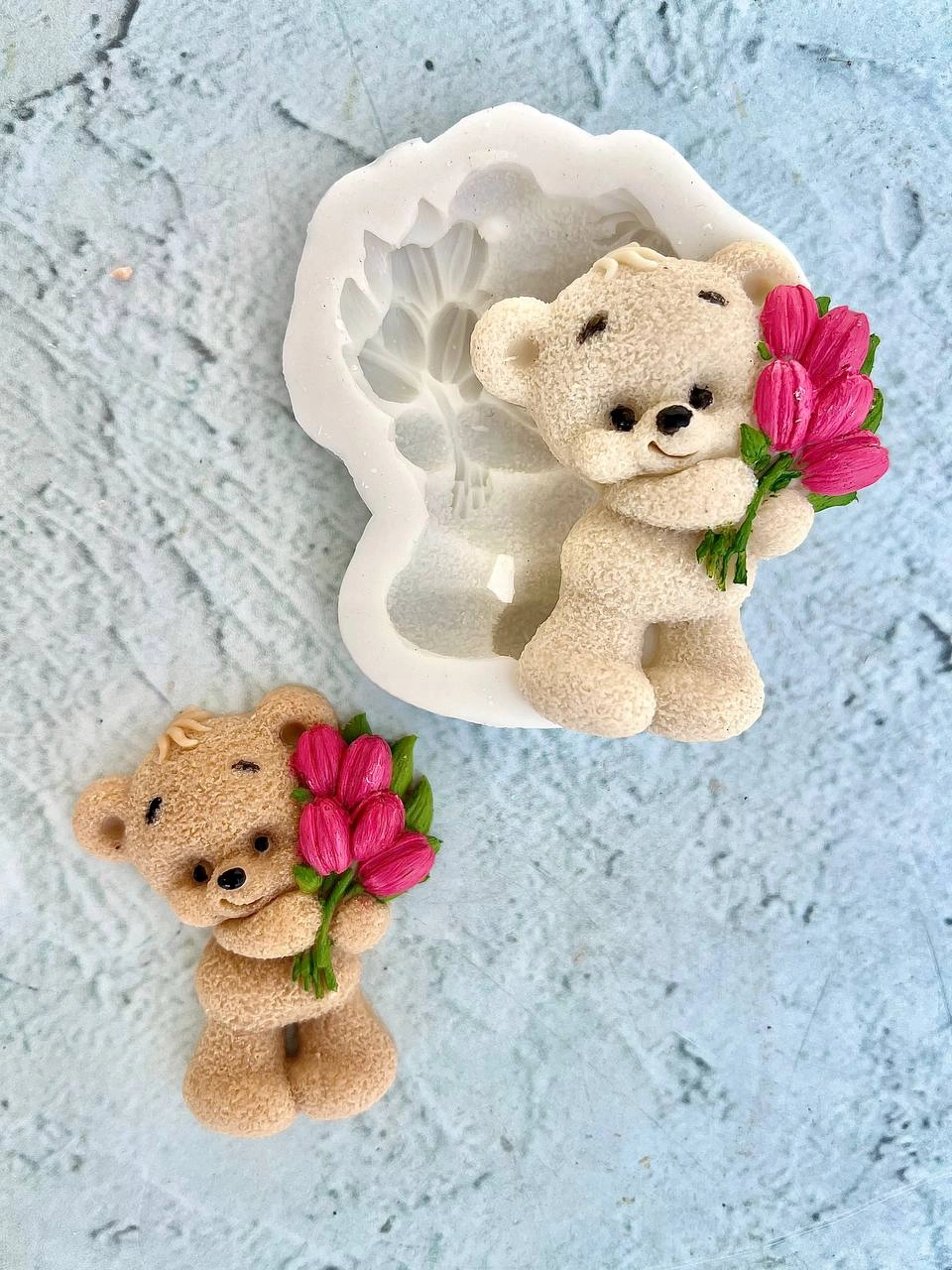 قالب سیلیکونی تدی گل به دست