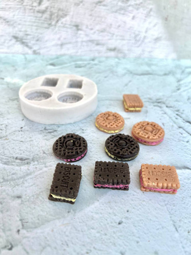 قالب سیلیکونی چهار بیسکوئیت کرم دار