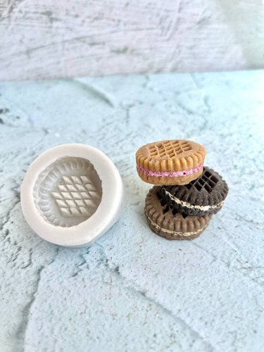 قالب سیلیکونی بیسکوئیت کرم دار نگرو