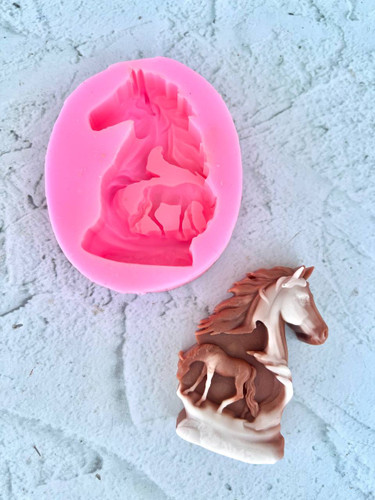 قالب سیلیکونی کتیبه دو اسب