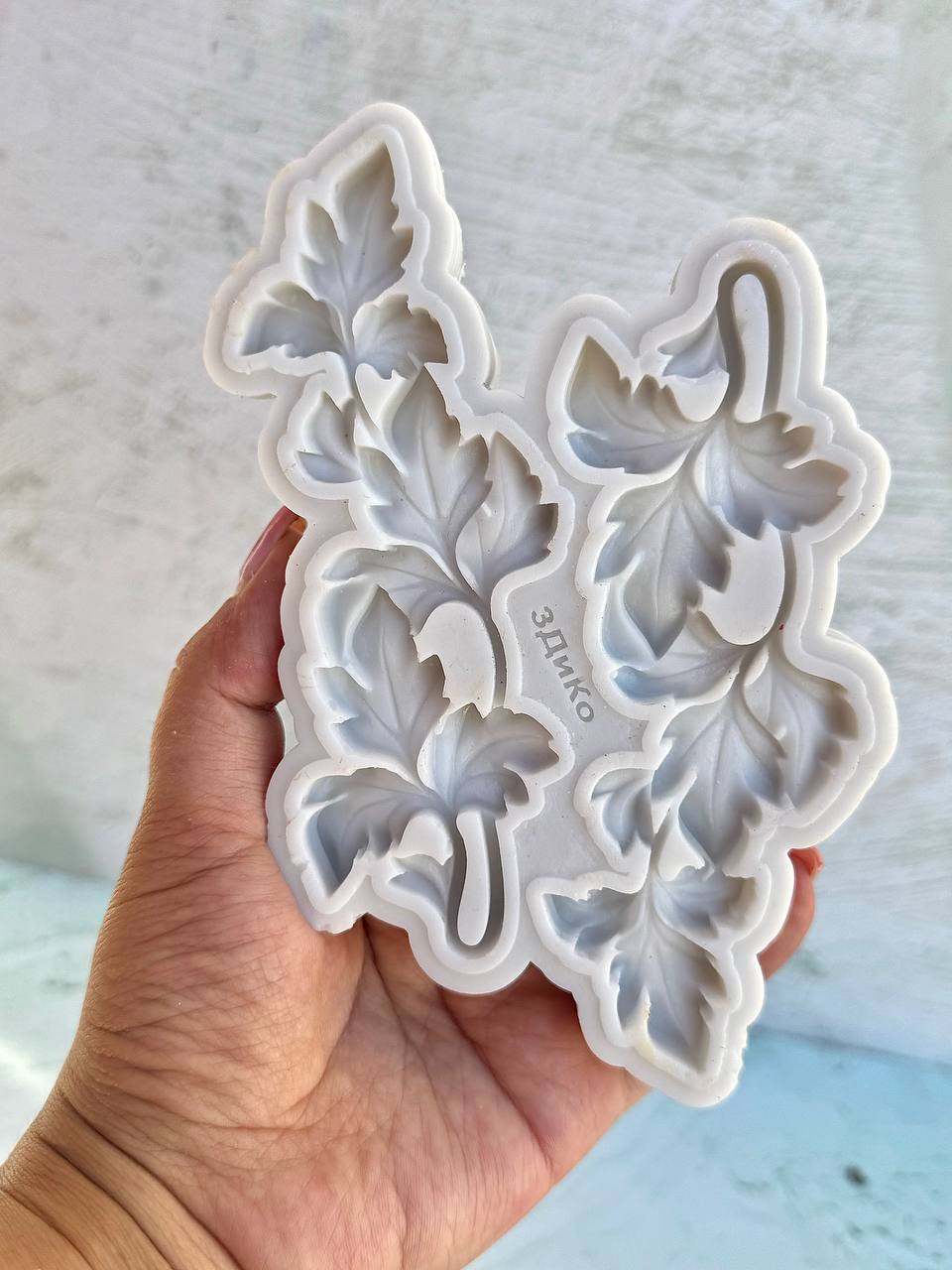 قالب سیلیکونی حاشیه برگ مو