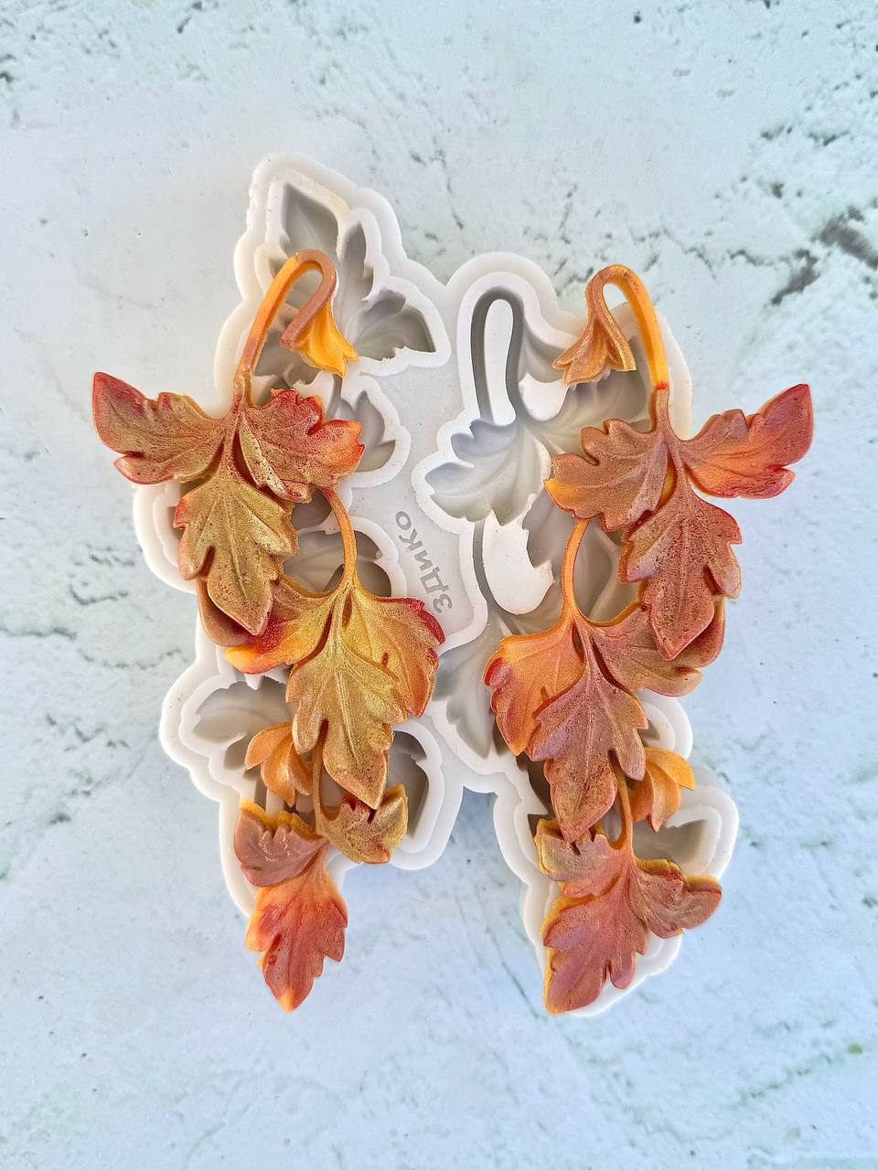 قالب سیلیکونی حاشیه برگ مو