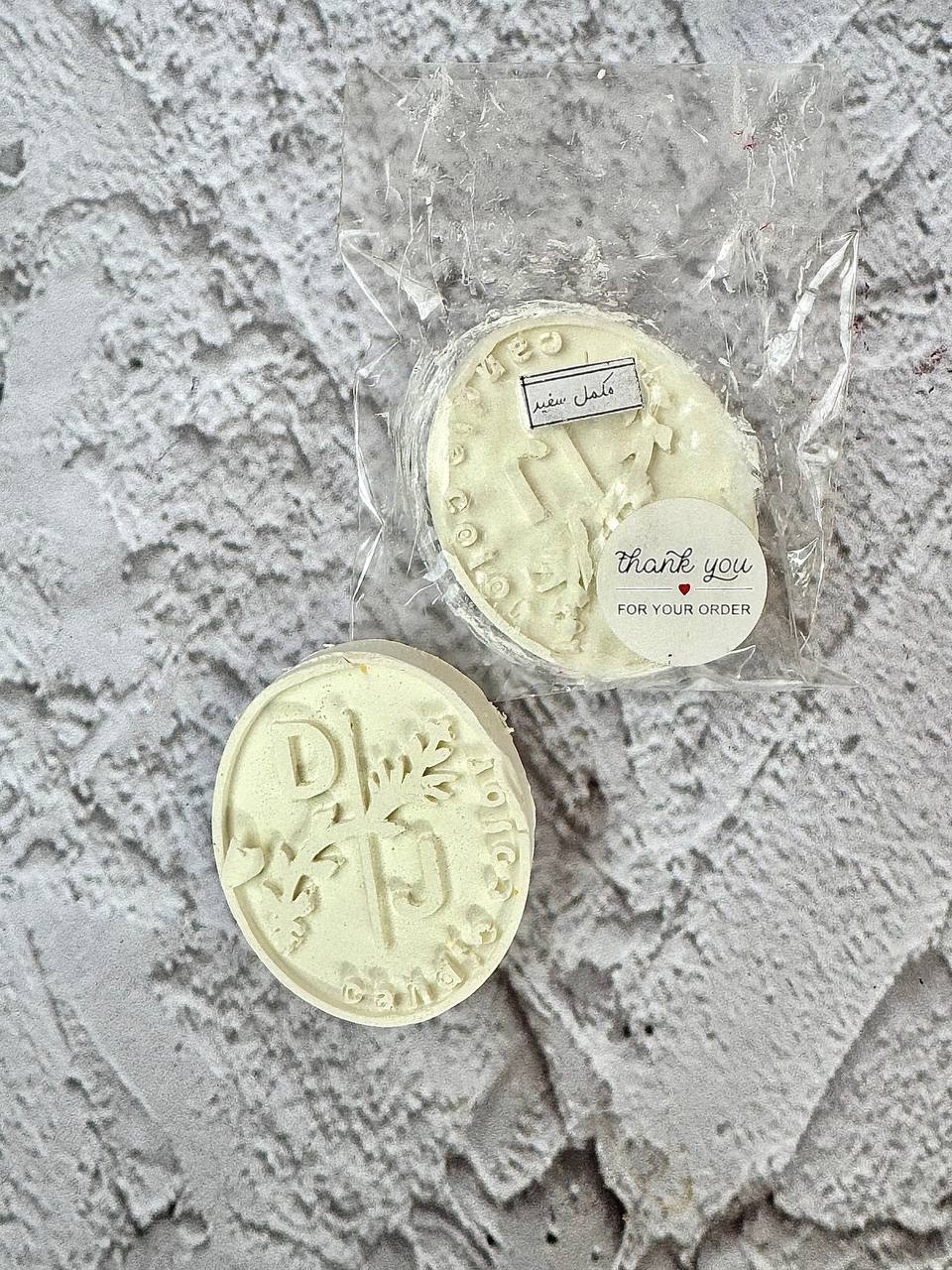 مکمل سفید مات کننده شمع