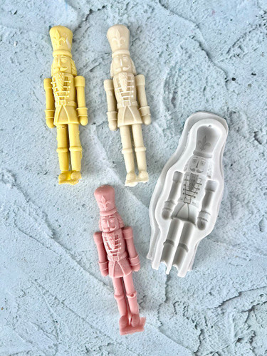 قالب سیلیکونی قندشکن