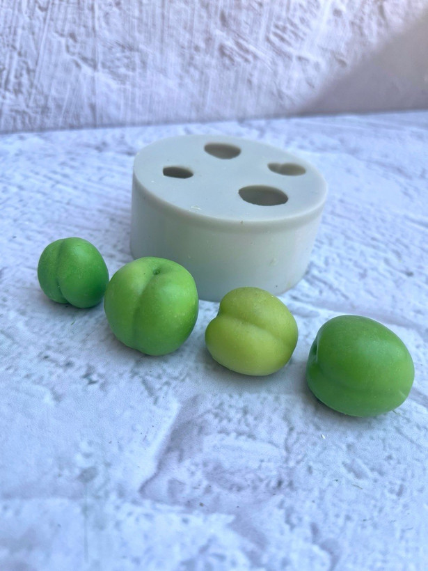 قالب سیلیکونی 4 گوجه سبز (آلوچه)